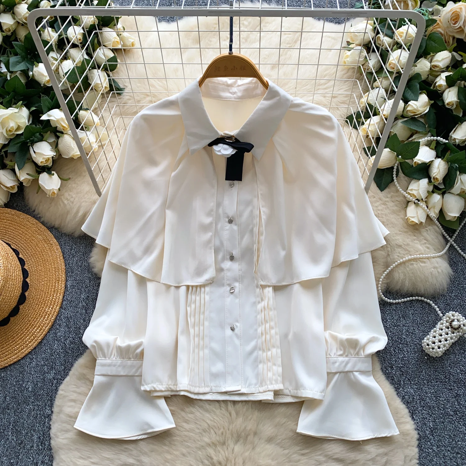 

Элегантный атласный топ с длинными рукавами и пуговицами, женский корейский модный милый осенний уличный топ