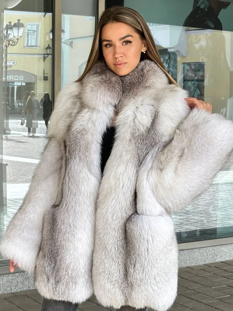 سترة نسائية كبيرة الحجم من الفرو الصناعي فاخرة مريحة بياقة عالية وأكمام طويلة معطف منفوش أنثى رمادي عصري شتاء دافئ ملابس خارجية