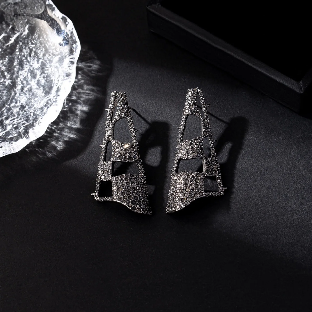 Genius Original Design Copper Plated Black Gold Full Diamond Chessboard Series Earrings