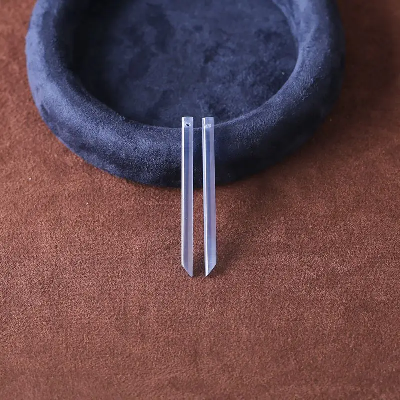 天然シモファーンブレードペンダント：シルバーブルーのチャトヤント宝石ジュエリー、ミニマリストやクリスタル愛好家向け 56x4x3mm-3.3g