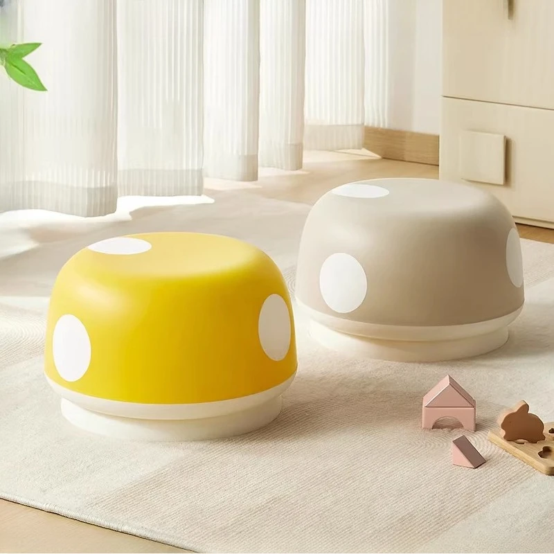 キッズ用キノコ型スツール、滑り止め付きクリエイティブな丸型オットマン、リビングルーム、プレイルーム用-可愛くて丈夫な小さな座席