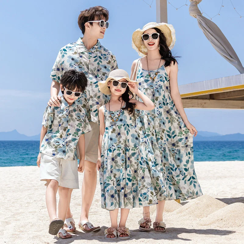 

Beach Vacation Family Matching Outfits Floral Print Dress for Mom and Daughter Shirt Set for Dad and Son Summer Holiday Clothes