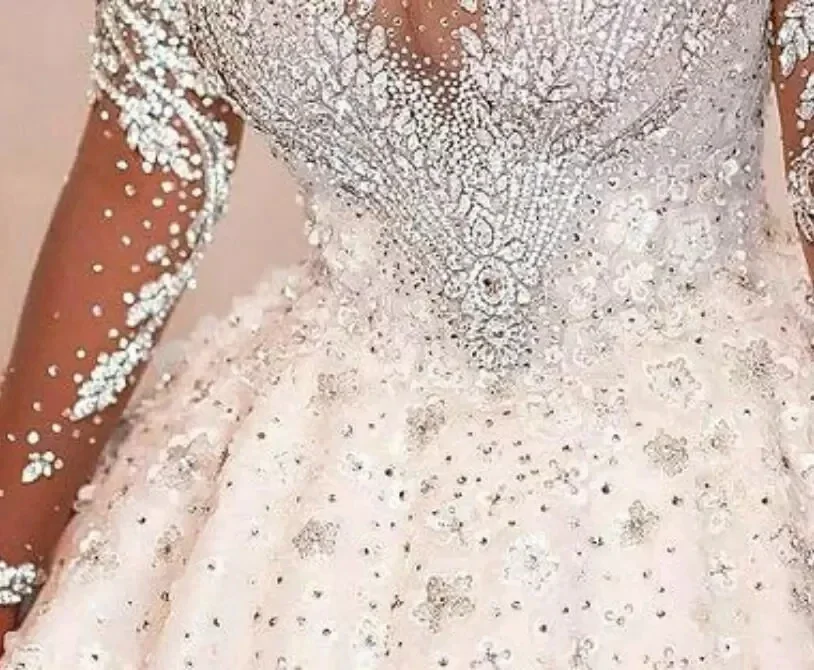 Personalizado plus size bola vestidos de casamento renda appliqued frisado alta pescoço muçulmano manga longa feito sob encomenda dubai arábia nupcial gow