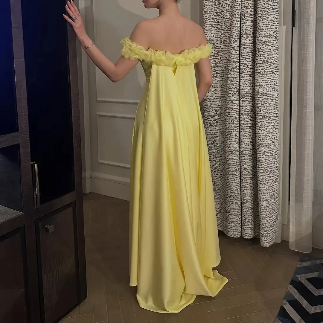 Indie op maat gemaakte elegante mouwloze off-the-shoulder avondjurken Saoedi-galajurk geplooide bloemen vloerlengte feestjurken