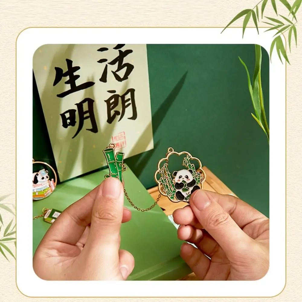 سبائك الزنك الكرتون الباندا المرجعية الكرتون الباندا المعادن الباندا المرجعية القراءة أداة الباندا مشبك كتب كتاب صفحة علامة الطالب