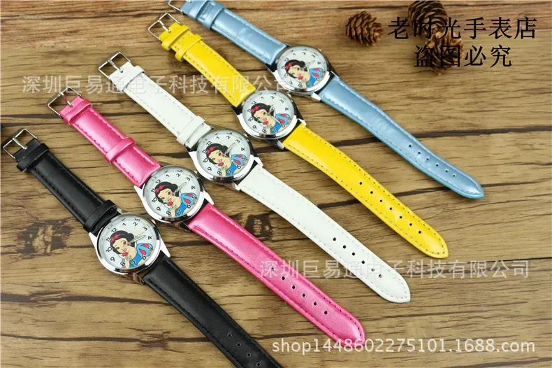 Disney Snow White Leather Watch Strap Glass Dial Pin Buckle Style Children\'s Watch for Boys And Girl  Gift  Present Disney