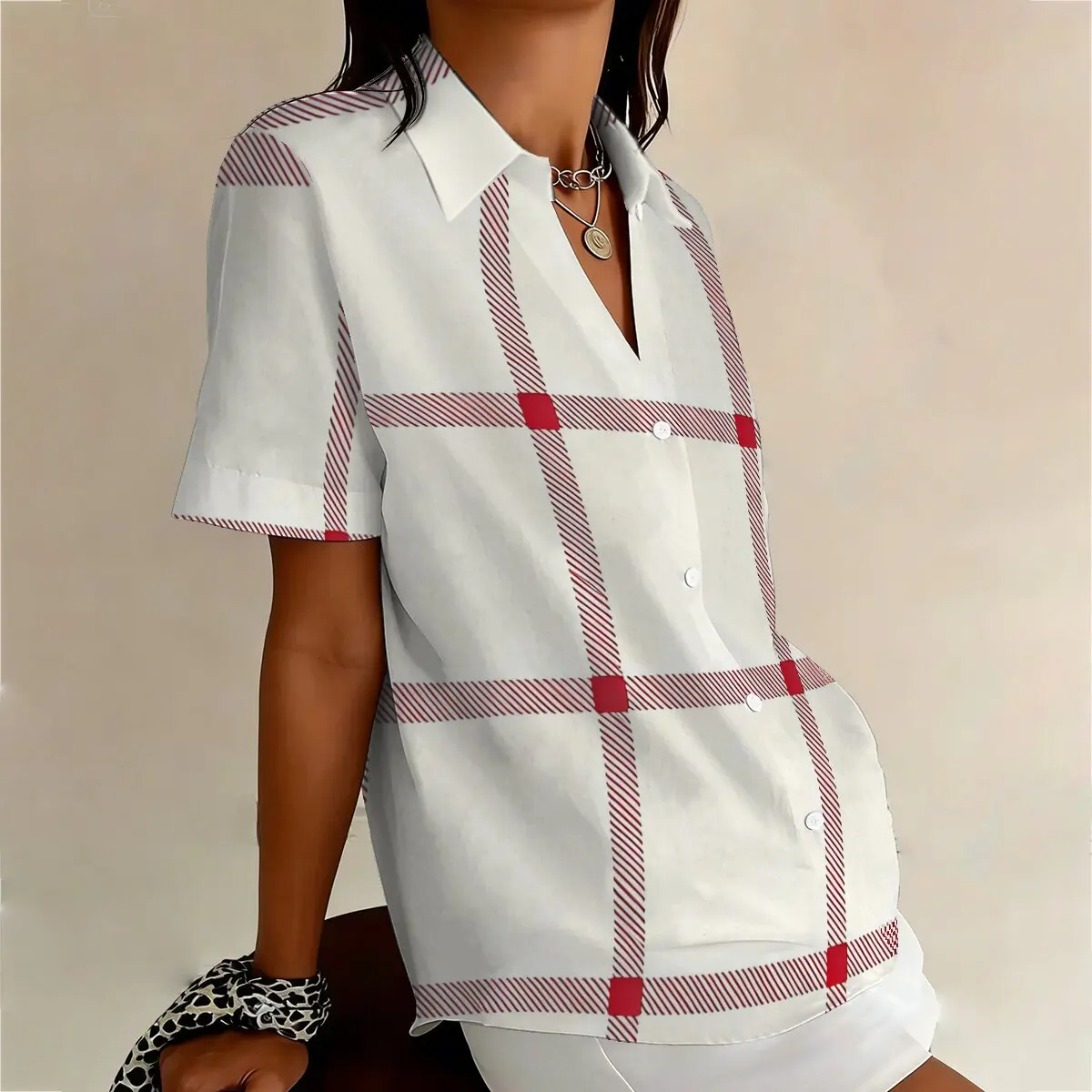Summer plus-size women's short-sleeve shirt,classic and soft plaid,stylishand vibrant,age-reducing for business occasions. view 3