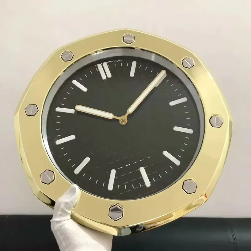 Luxury Gold Metal Wall Clock Modern Quartz Analog Watch Design for Living Room Home Decor Silent Non Ticking Timepiece Modern