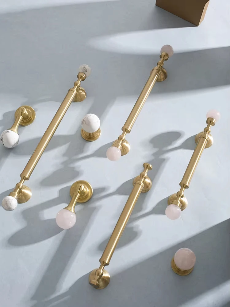 

Luxury Natural Crystal Handles and Knobs Green Cupboard Pull for Kitchen Solid Brass Drawer Pulls /Pink Decorative Knob