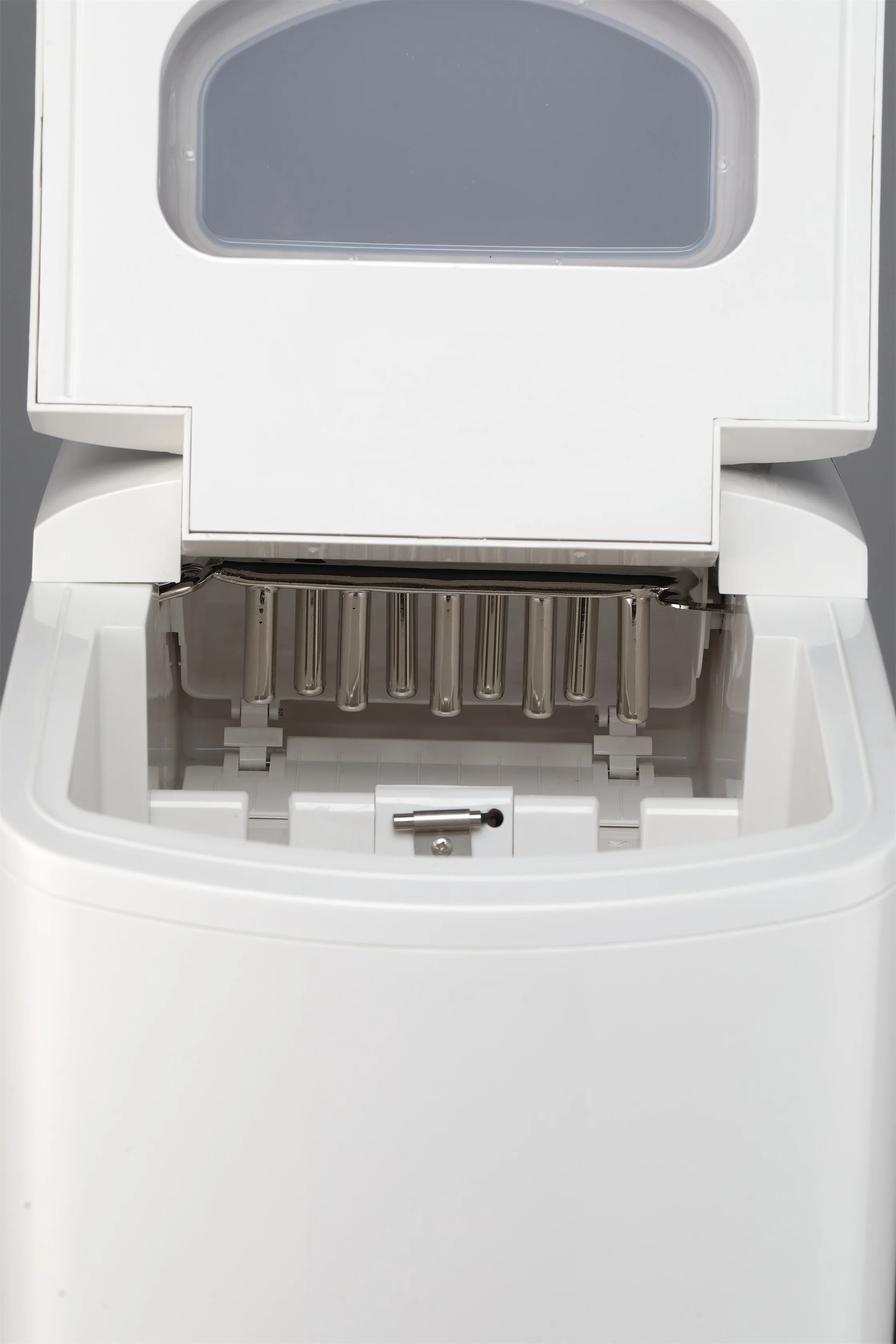 12kgs 2.2L Water Tank 600gram Ice Basket Entry Level Bullet Mini Ice Cube Maker 6-8min/batch Ice Making Machine