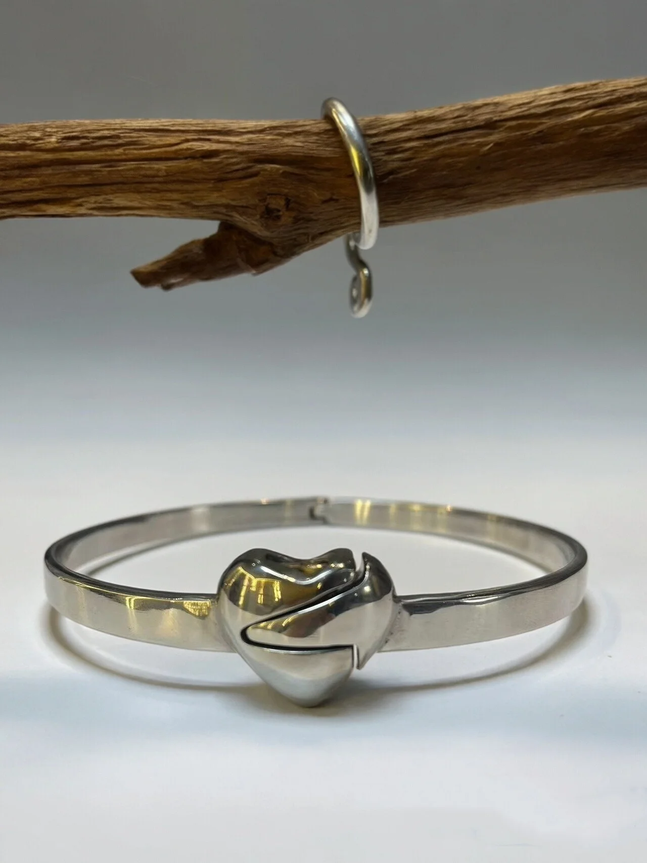 قلادة معدنية على شكل قلب، قابلة للقفل، إكسسوار مجوهرات مثالي #1