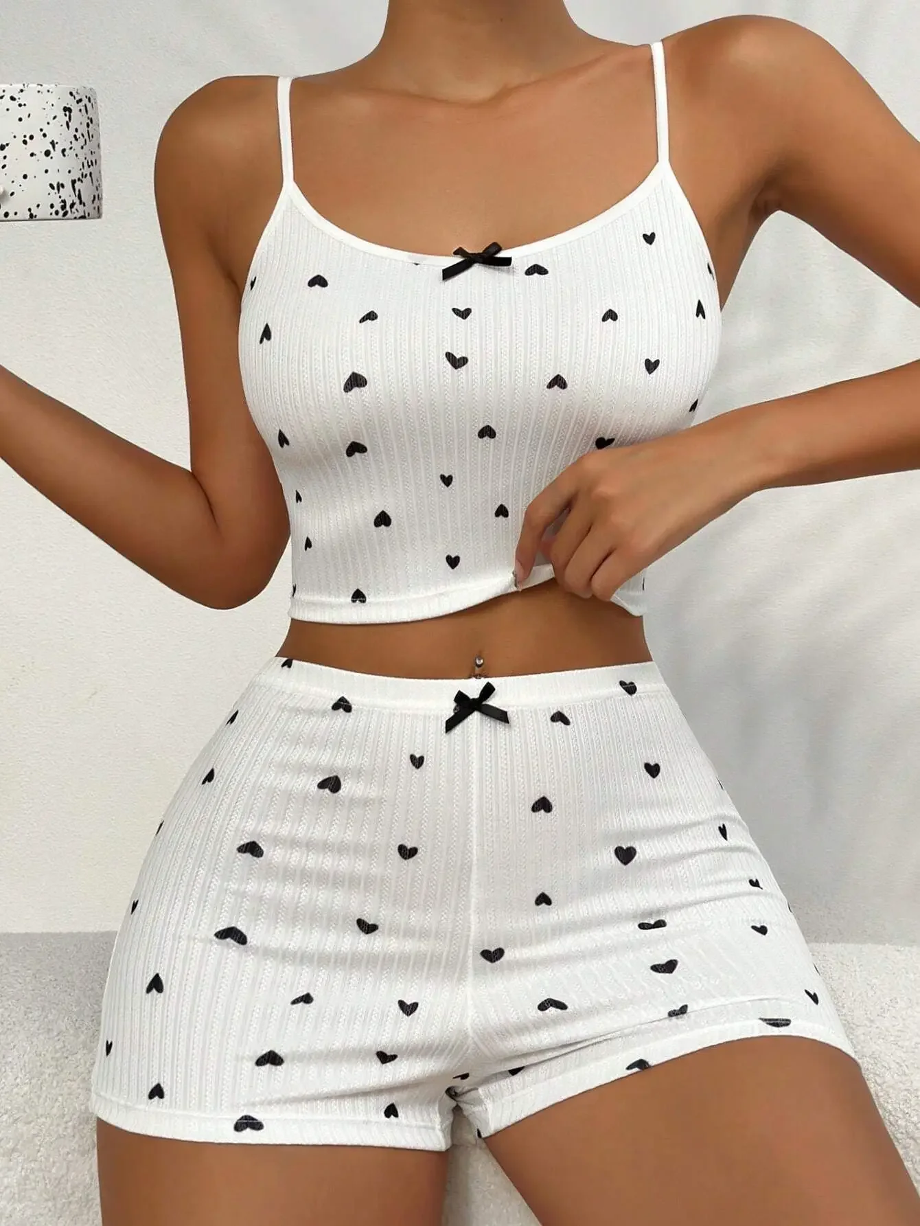 

Women Summer Pajamas Sleepwear Heart Print Casual Backless Crop Cami Top & High Waist Shorts 2 Pieces Set Loungewear