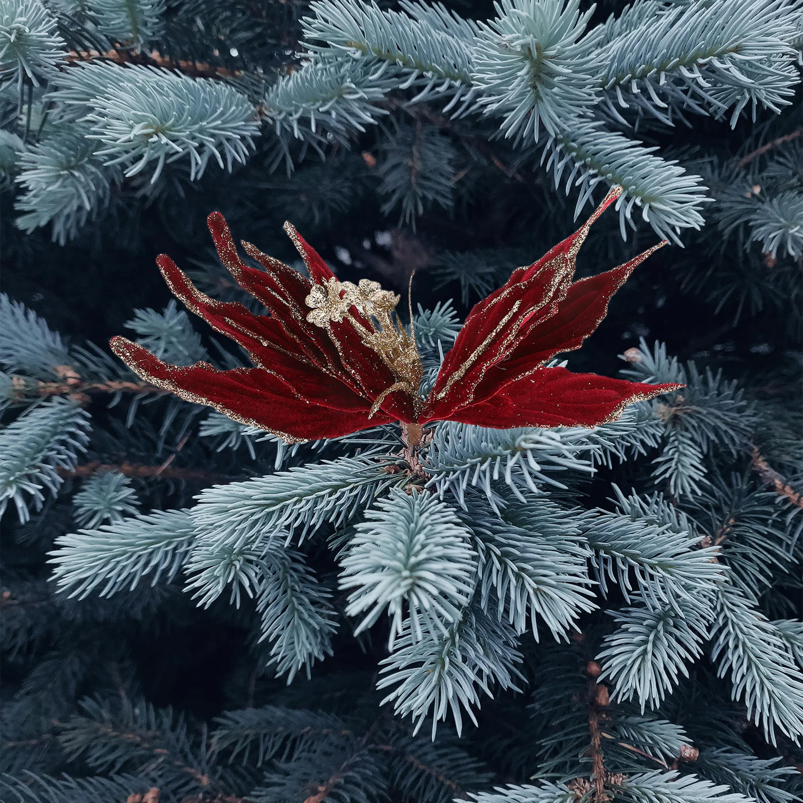 

Glitter Artificial Poinsettia Flowers Red Sparkle Holiday Tree Garland Wreath Floral Decoration Poinsettias Decor