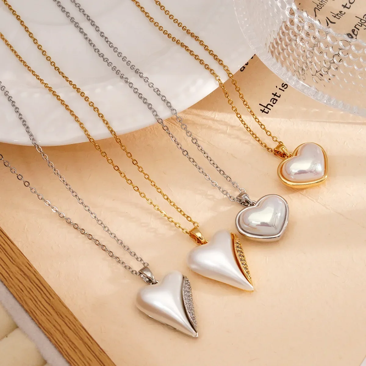 Creative 2 Sides Zircon Heart Pendant Necklaces for Women Girls Stainless Steel Chain Vintage Heart Jewelry Gifts for Friends