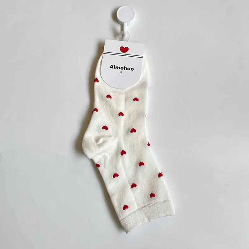 5 Pairs/Lot Woman Cotton Socks Cute Red Heart Printed Sweet Girls Novelty Casual Middle Tube Sox