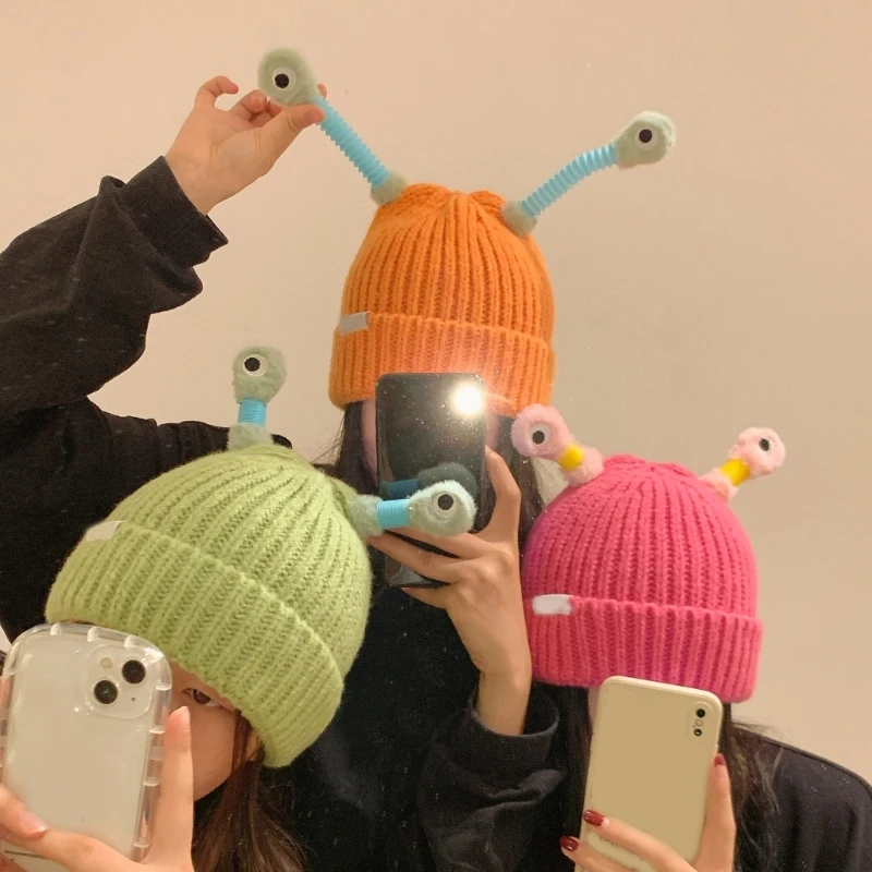 Cartoon Skull Hat for Adult with Glowing Antenna Winter Warm Beanie Lovely Pullover Hat for Teens Windproof Headdress