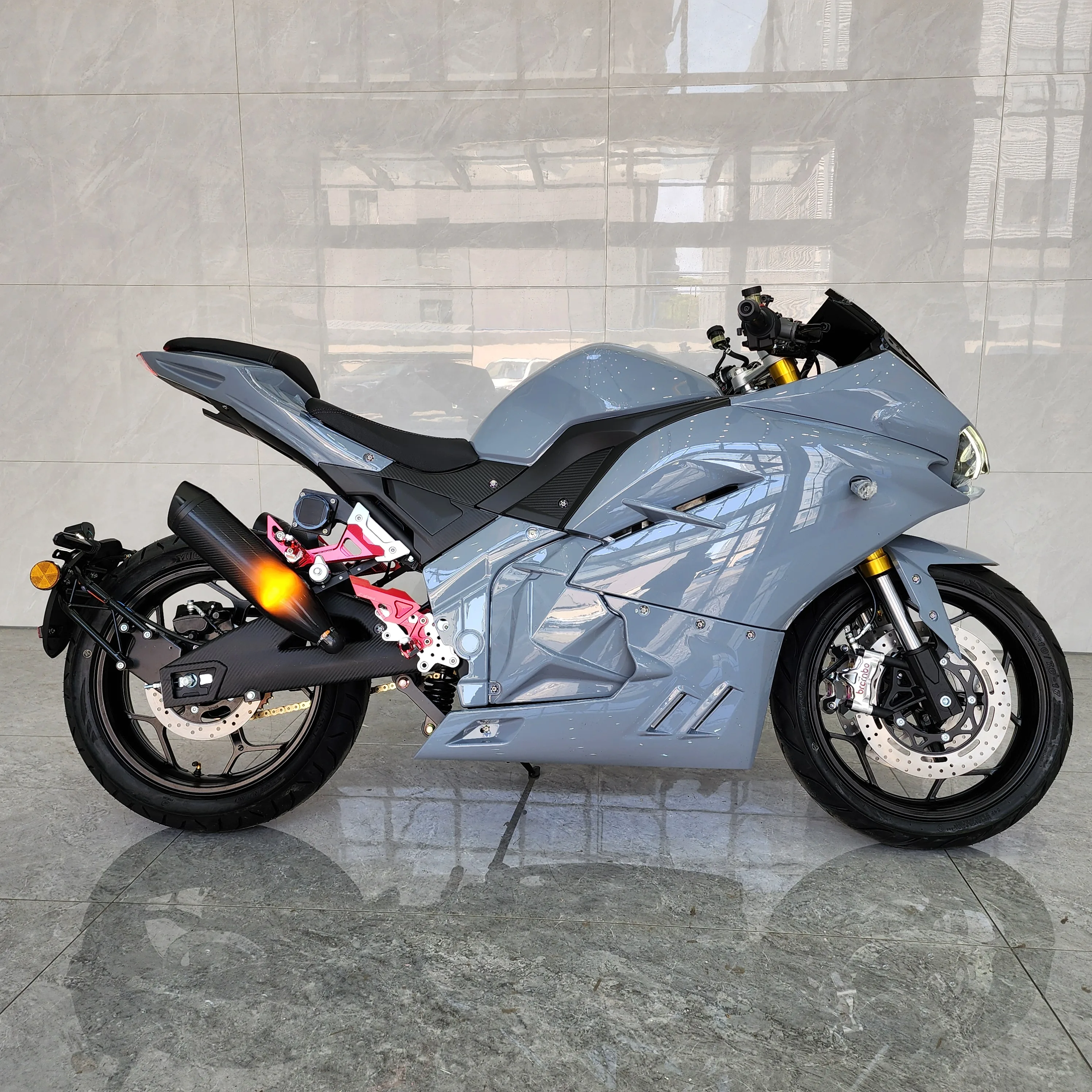 12000W Electric Motorcycle Hub Motor - دراجة نارية كهربائية بسرعة قصوى 200