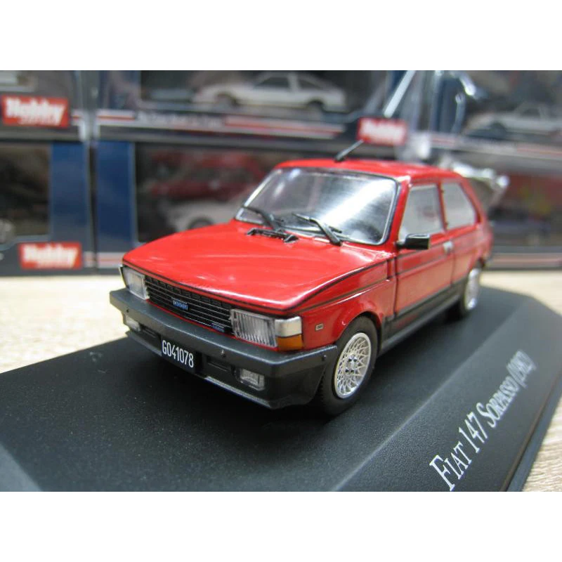 

Коллекционная модель автомобиля FIAT 147SO RPASSO 1982 года, масштаб 1:43, литая под давлением, из сплава, для взрослых коллекционеров, игрушка для мальчиков, подарок