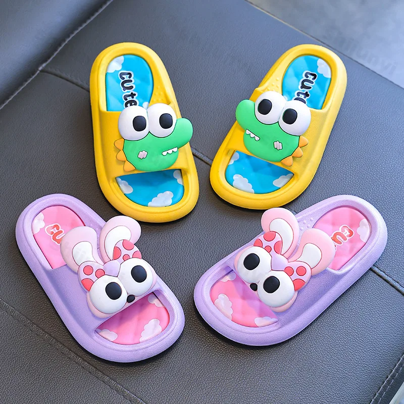 Childrens Sandals Slippers 2026 Summer Girls Cute Lovely Shoes Fashion Non Slip Soft Soles Boys Shoe Bathing Baby Beach Slippers - view 2