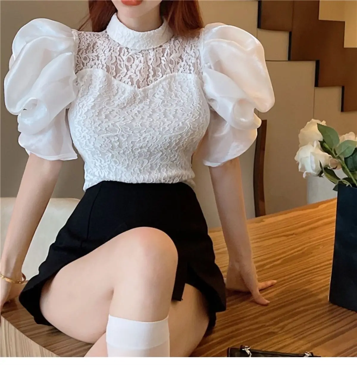 Korean V-neck Bubble Sleeve Irregular Top Women's Design Pleated Slim Short Sleeve T-shirt