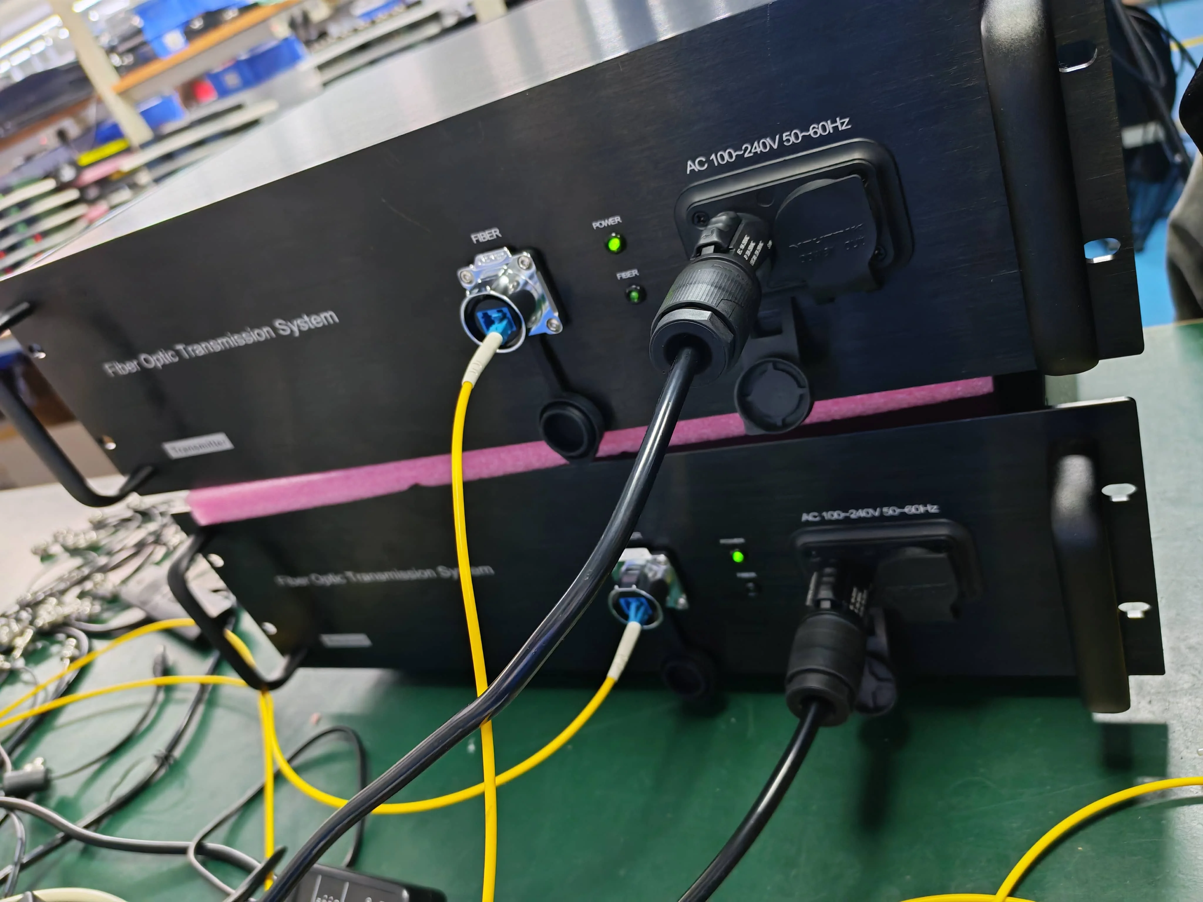Customized Mux 12G SDI Video Fiber Transmission System with XLR Audio, Network, CNlinko Dual LC Fiber Connector