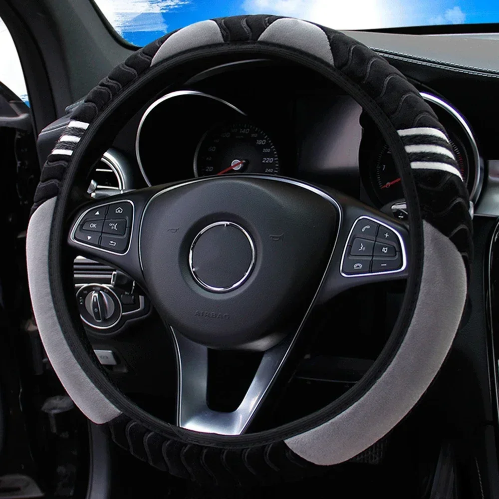 37-38CM Plush Steering Wheel Cover Soft Cute Little Monster Design Comfortable Grip Suitable for Women Car Interior Supplies