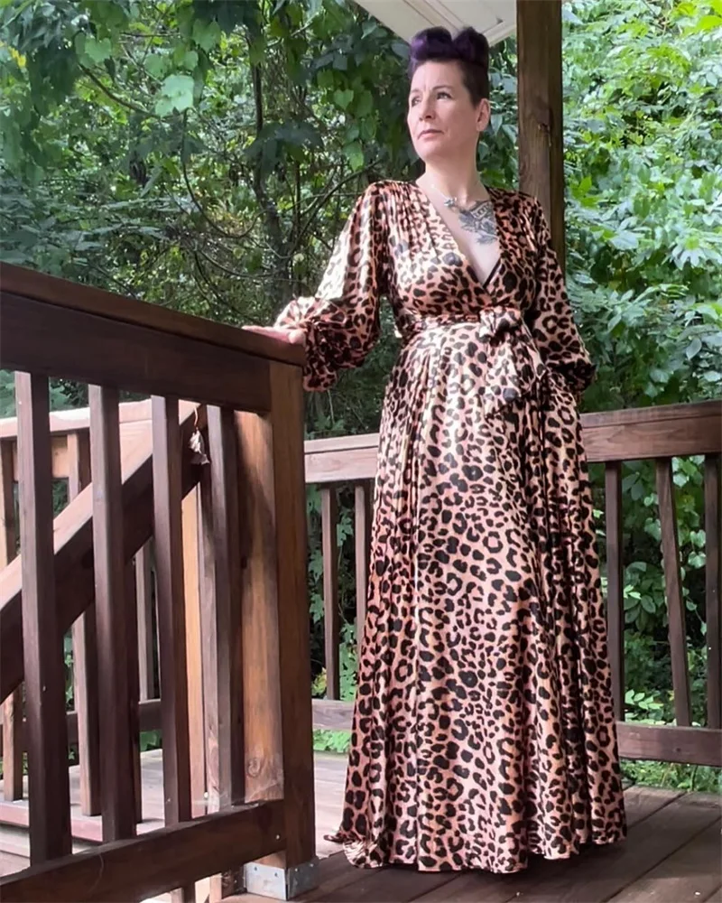 Leopard Fashion Women Sleepwear Pajamas Wedding Night Dresses Silk Satin With Belt Photo Shoot Tailored Made Prom Party Gown