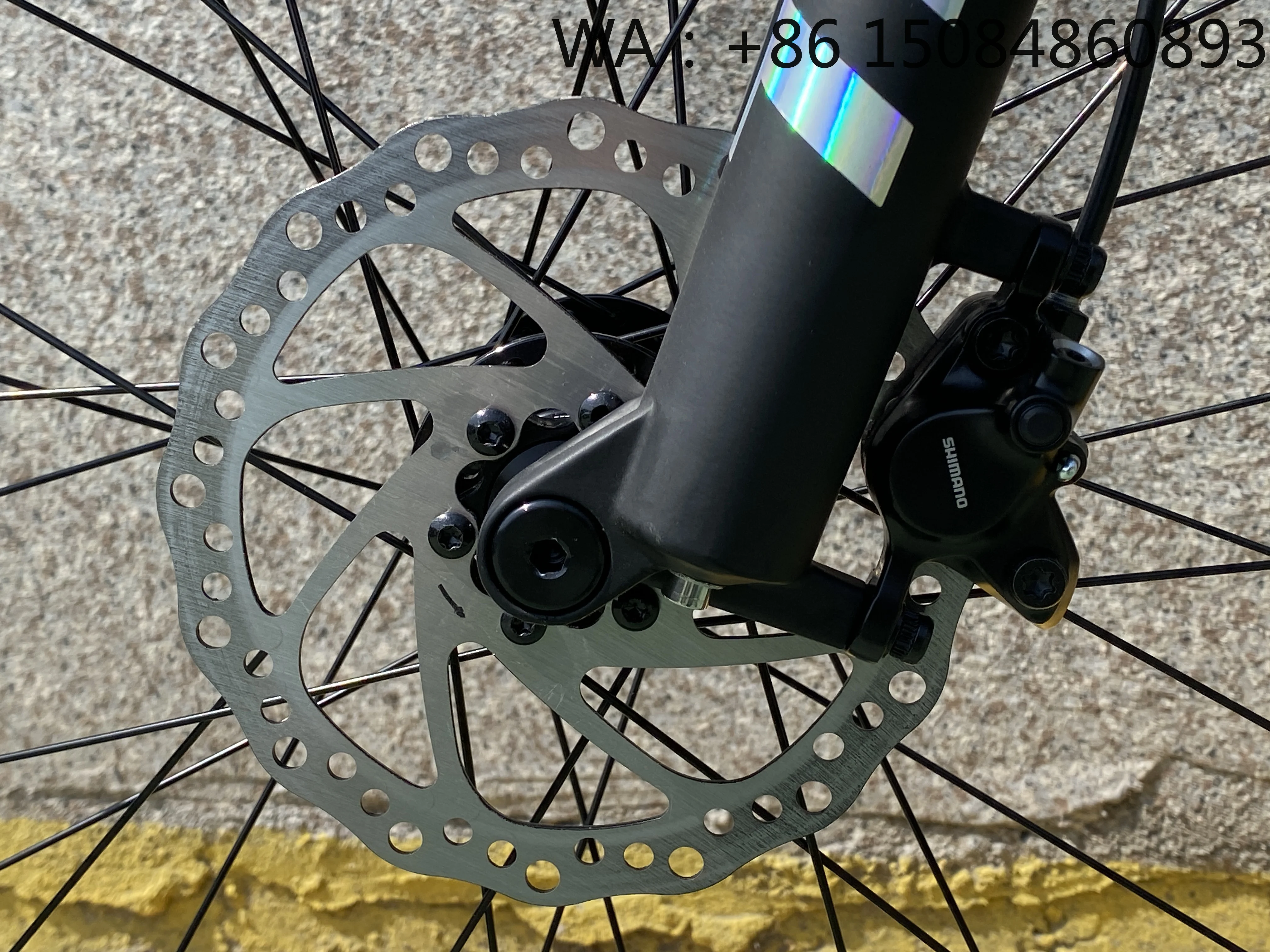 

All Terrain Carbon Mountain Bike, Carbon Fiber Material, Full Suspension Design High Strength Off-Road Racing Bicycle