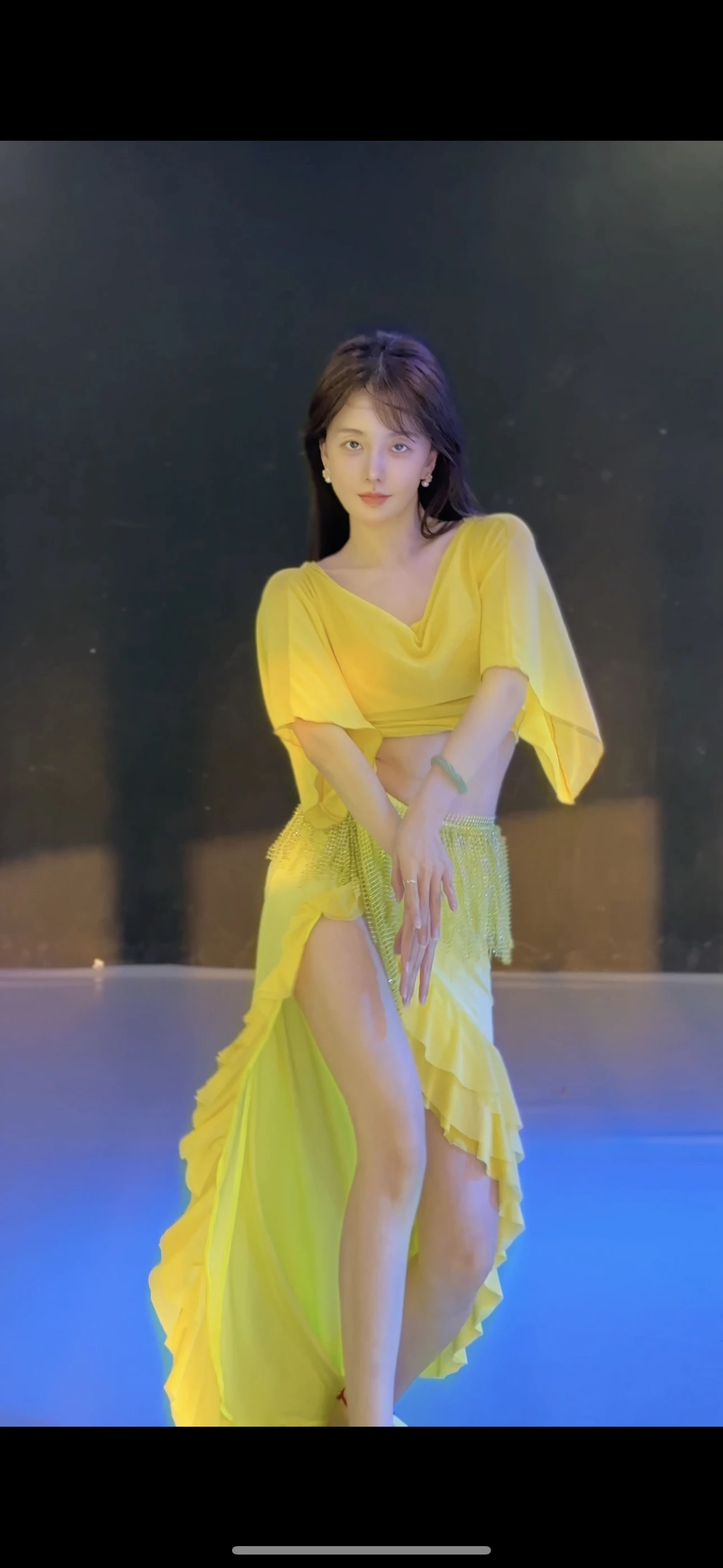 جديد ملابس الرقص الشرقي مريحة شبكة علوية + تنورة طويلة غير منتظمة 2 قطعة ملابس ممارسة الرقص الشرقي للسيدات البالغات