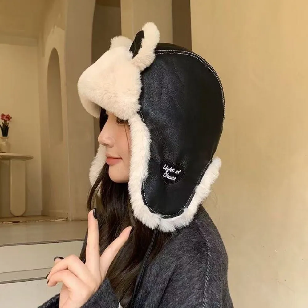 chapeu-de-inverno-quente-em-couro-sintetico-com-orelhas-de-urso-aba-para-as-orelhas-a-prova-de-frio-com-pompom-a-prova-de-vento-estilo-ushanka-para-esqui