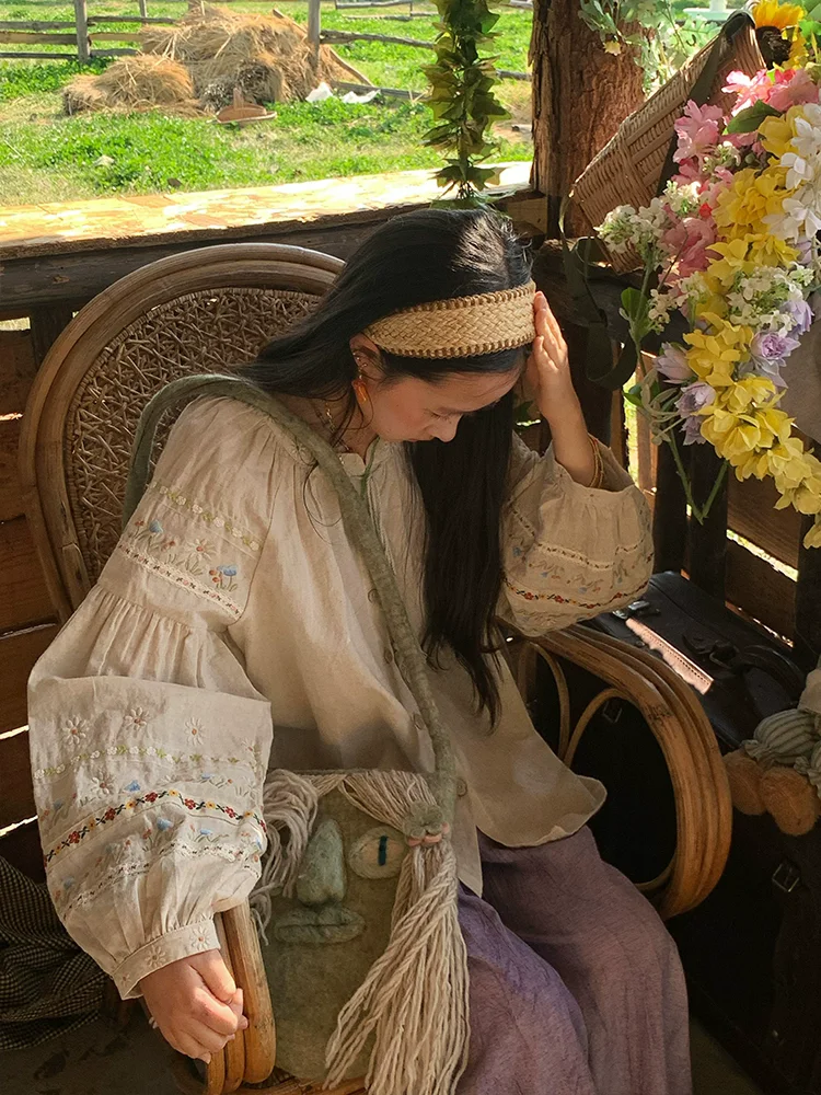 Spring Autumn Women Loose Exquisite Floral Embroidered Cotton Linen Shirts/blouses