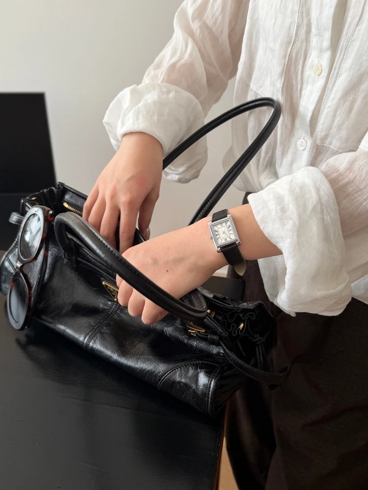 Orologio Donna Fashion Ladies Watch Simple Square Roman Numeral Pointer Women's Quartz Watch Premium Leather Montre Femme