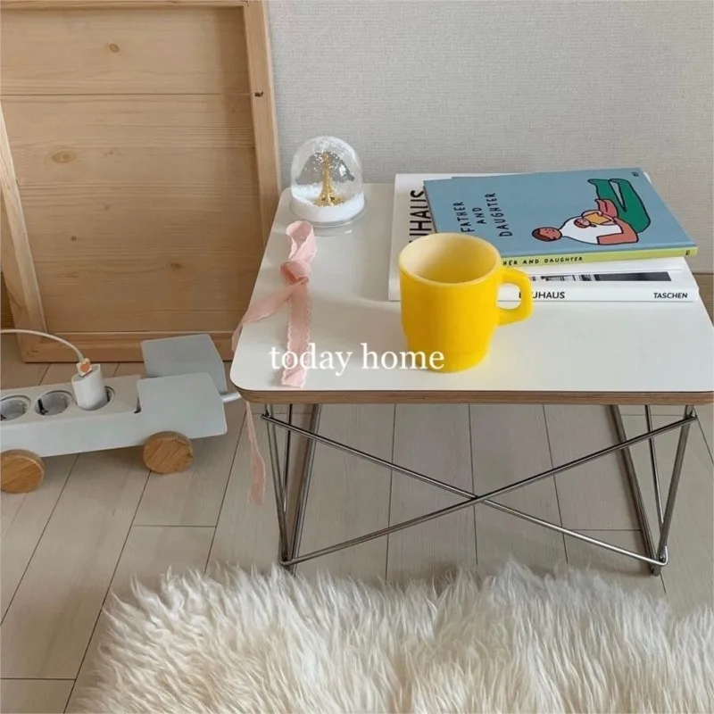 

MOMO Antique Side Table White Household Small Table Coffee Table Ins Scandinavian Small Household Sofa Corner Table Living Room
