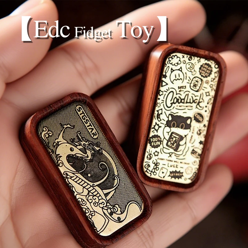 ألعاب تخفيف التوتر للبالغين من EDC مثل دافعات البطاقات الميكانيكية ومخفف التوتر المغناطيسي للأولاد ألعاب عصرية