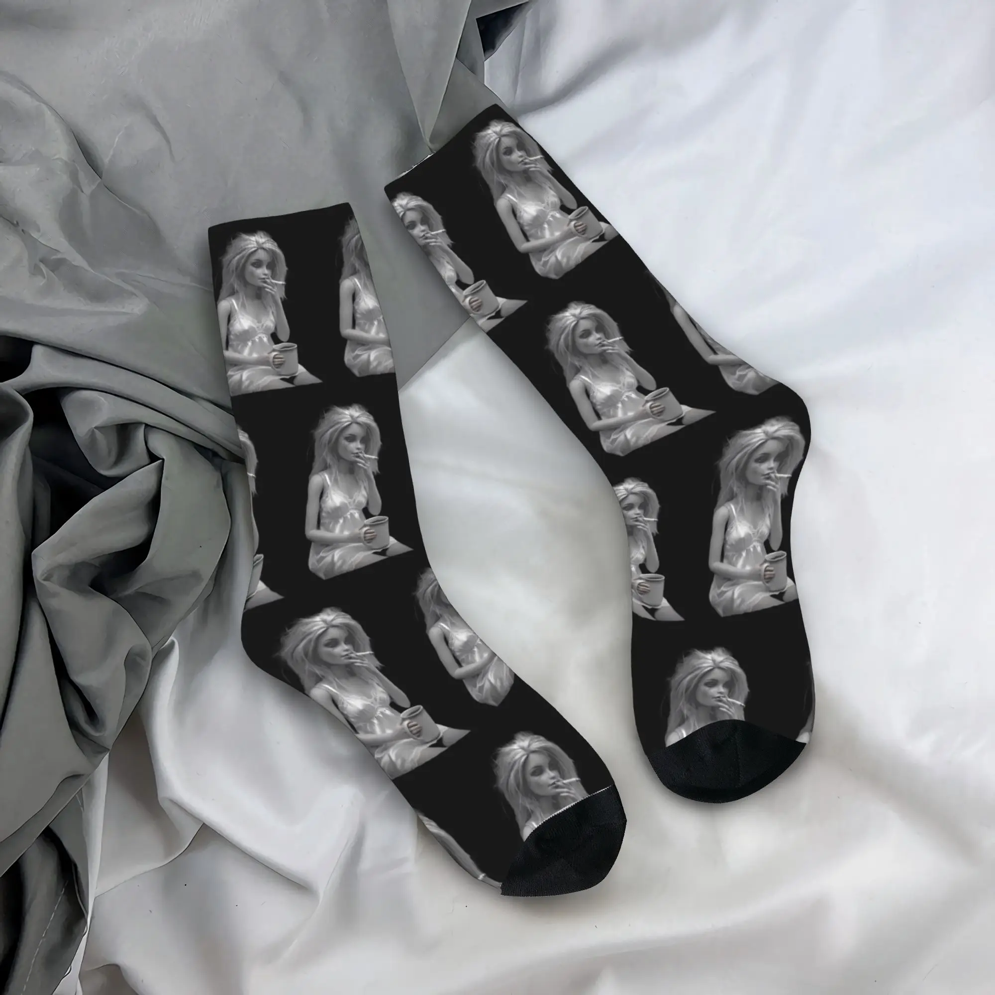 Casual Unisex Socks Blonde Doll Disheveled Doll Merchandise Soft  Skateboard Socks All Seasons