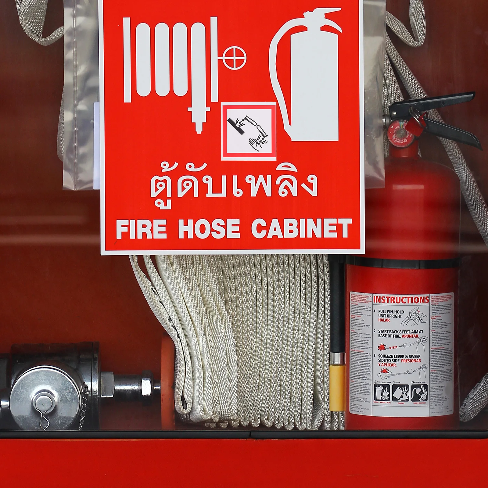 5Pcs Corrosive Safety Sign Stickers Self Adhesive Warning Caution Labels Chemical Material Identification Safety Decals Hazmat