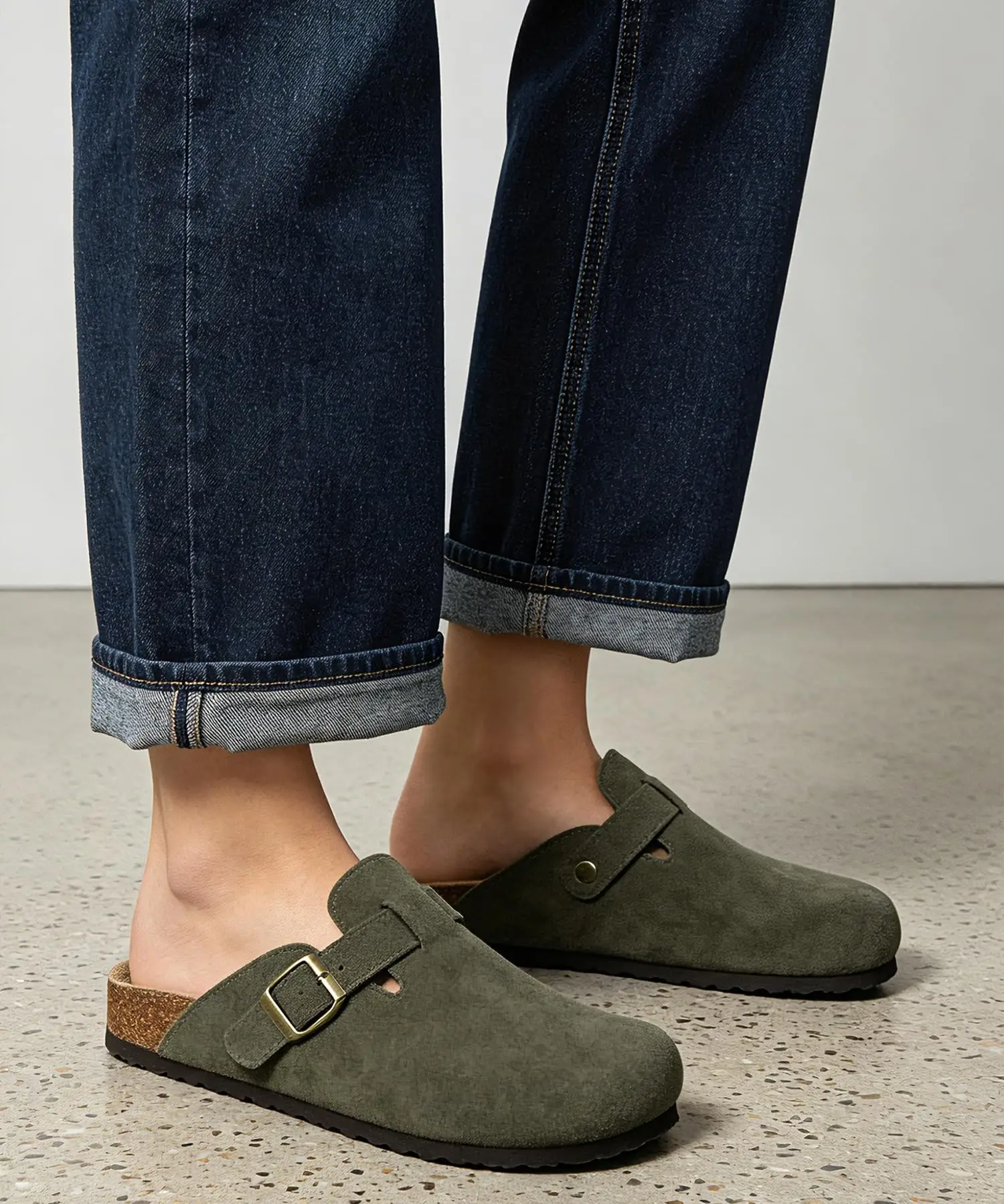 Shevalues Rutschfeste Unisex-Kartoffelschuhe mit Verstellbarer Schnalle, Korkfußbett, Veganen Wildleder-Clogs für Damen mit Fußgewölbestütze – Detail 7
