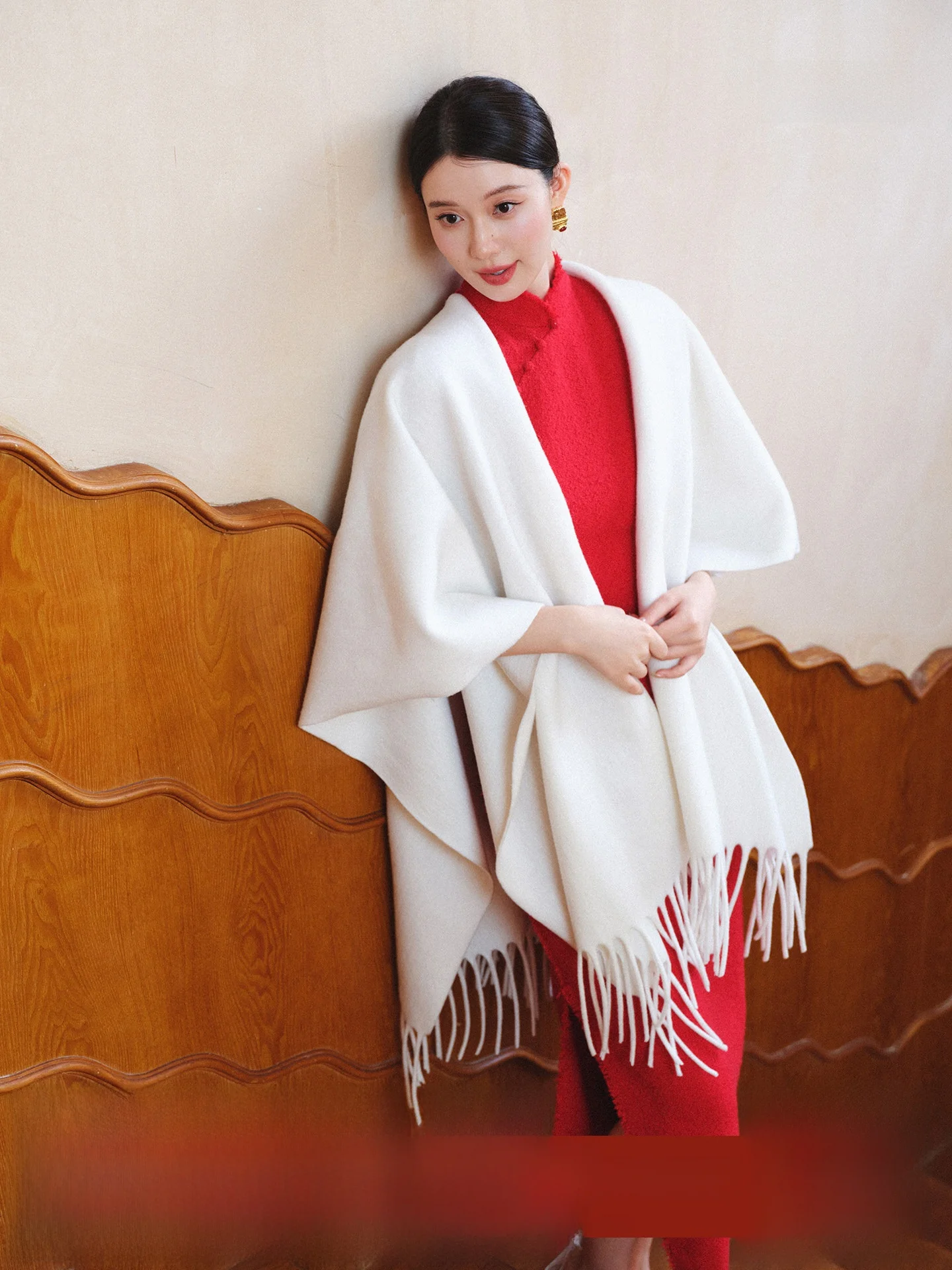 

Белая накидка с кисточками Ele White Tassel, свадебная, теплая, белая, осенне-зимняя, для церемонии помолвки, свадьбы, из смесовой ткани (полиэстер, шерсть)