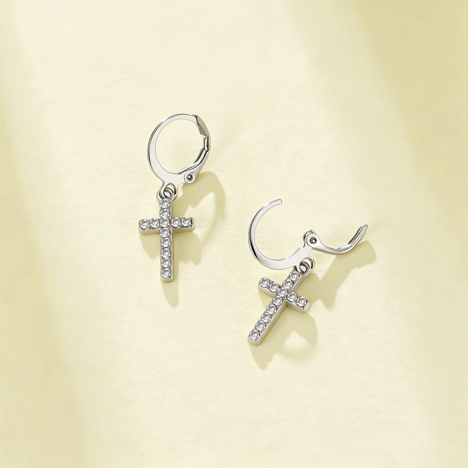 Eueavan 3D-Kristall-Kreuz-Creolen aus Edelstahl, klassischer christlicher Kreuz-Ohrschmuck, Damen-Ohrringe, Geschenke, Großhandel – Detail 3