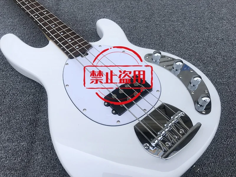 Gitar bass elektrik, warna putih, bodi kayu abu, senar 5 senar, pickup aktif, gitar Bass kualitas tinggi, pengiriman gratis