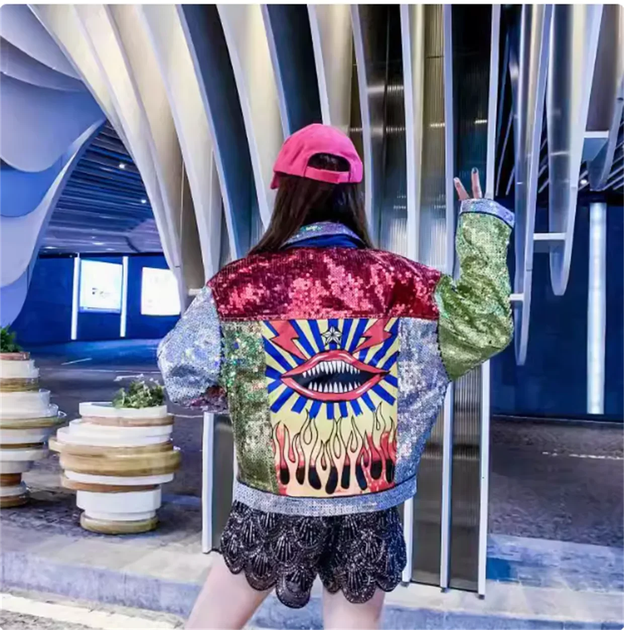 New sequined heavy-duty denim jacket