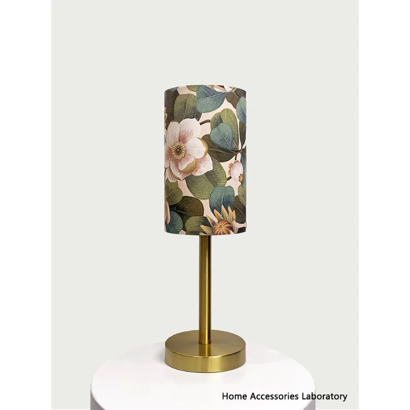&*Q Metal-Fabric Desk Lamp Imported Liberty Fabric Medieval Creative Ambient Light Gift Light