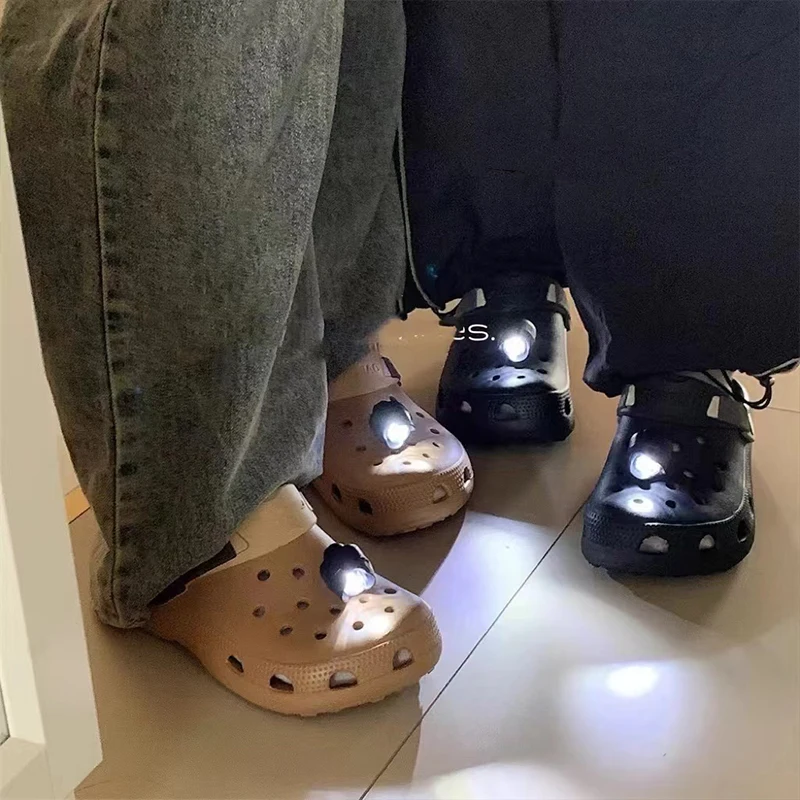 LED-Lauflicht, Outdoor-Sport-Schuhlicht, Paarloch-Schuhlicht, Hundegehen, Wandern, Camping, USB-Leuchtschuhlicht, aus