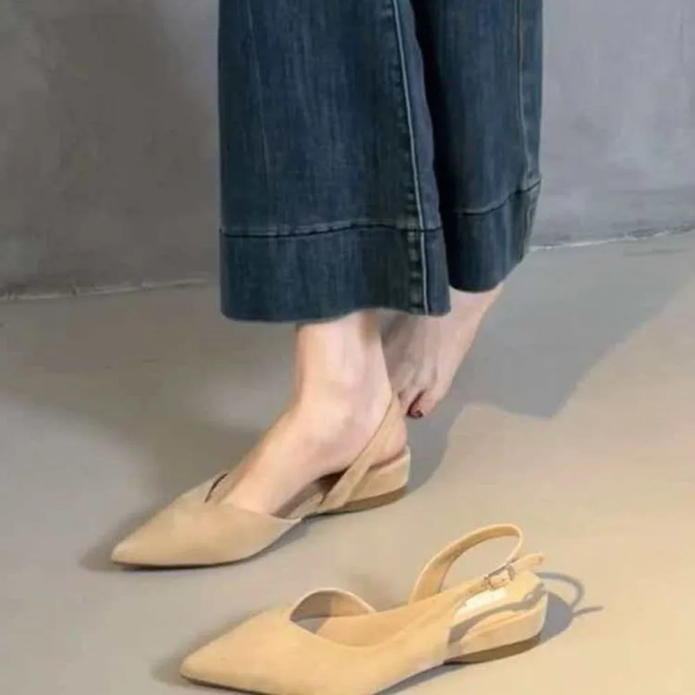 

2026 New Women's Pointed Toe Slingback Flats Suede Low Wedge Sandals Buckle Strap Casual Summer Office Shoes