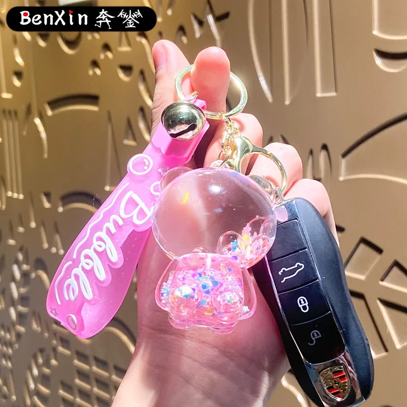 قلادة حقيبة سلسلة مفاتيح الدب الراقية والرائعة من Miniso، قلادة سلسلة مفاتيح السيارة الكرتونية، هدية صغيرة