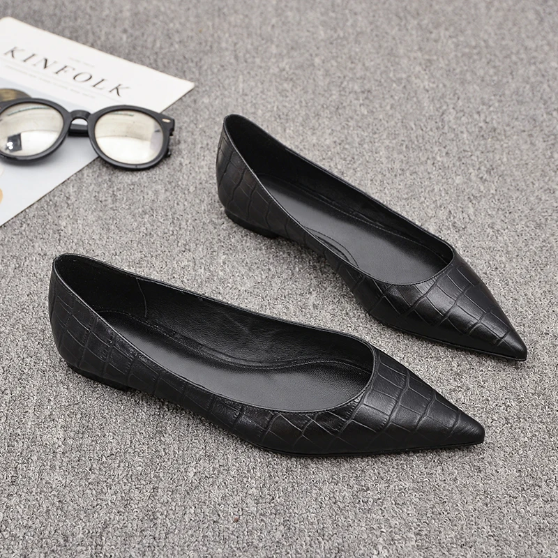 Women Flats Black Shoes for Lady Small Size 31 32 33 Big Size 43 44 Pointed Head Pu Leather Stone Pattern Summer Spring 2023