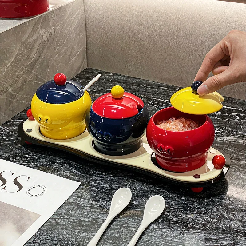 Ceramic Household Cute Condiment Box Condiment Jar Salt Jar Condiment Jar with Covered Kitchen Storage Utensils
