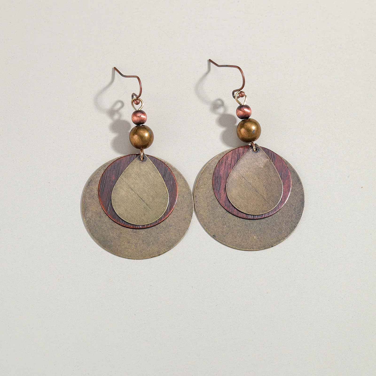 Retro fashion antique bronze multi-layer round bead pendant, environmentally friendly alloy women's earrings