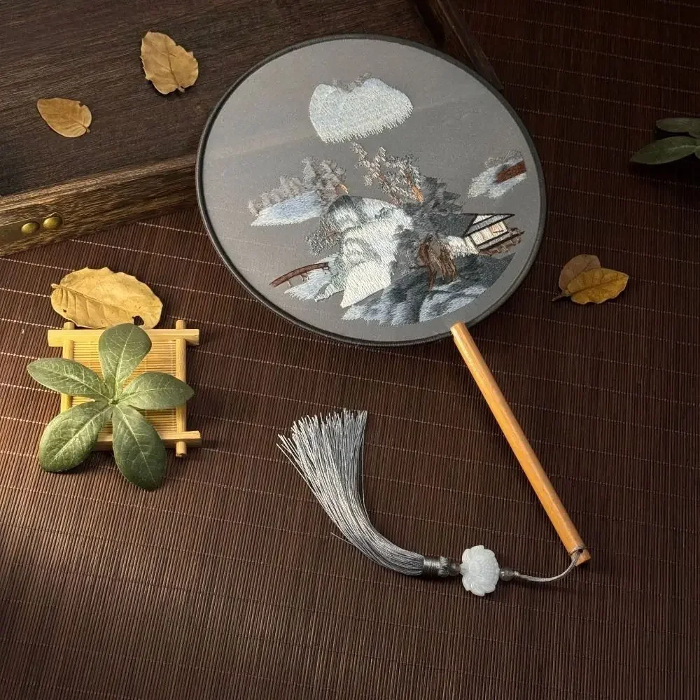 Classical Chinese Style Chinese Style Fan with Pendant Handheld Embroidery Fan Floral Pattern Round Silk Fan Chinese Wedding - Image 3