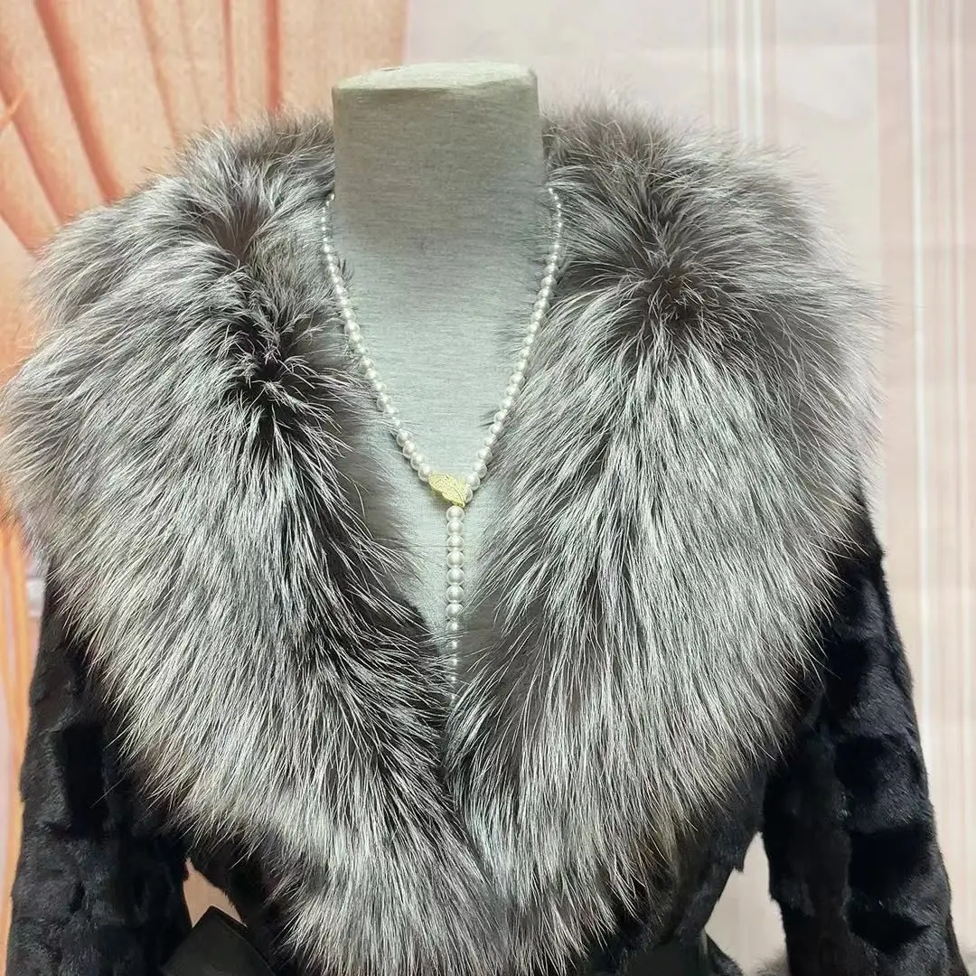 (Fox Beauty) New Mink Whole coats  Silver Fox Hair Collar Slim and Skinny Fashion